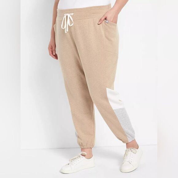 NWOT LIVI by Lane Bryant French Terry Joggers Sweat Pants - Size 22/24 - Picture 1 of 8